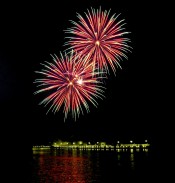 Röder Feuerwerk - Hochzeitsfeuerwerk zum Selbstzünden, Feuerwerk · Lasershow Nürnberg, Kontaktbild