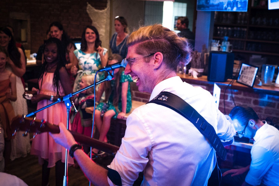 Acoustic Horizon - Hochzeits- & Partyband Bild 1